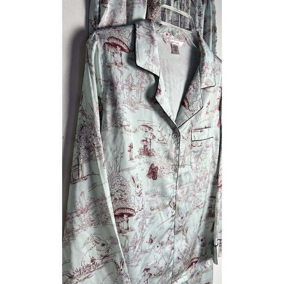 YiNi LuLu Silky Rabbit Print Button Down 2 Piece Pjs Long Sleeve Sz S NWOT 🐰 - Picture 2 of 8
